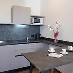 Cascina Sant'antonio 아파트 알바